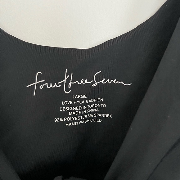 437 Kenzie Top - Size Large - Picture 2 of 2